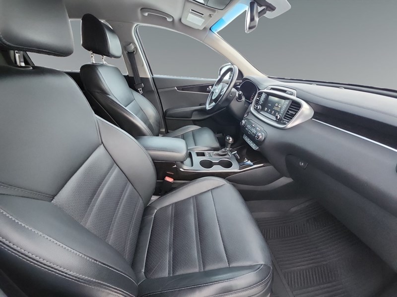 2017 Kia Sorento AWD 4dr EX Turbo