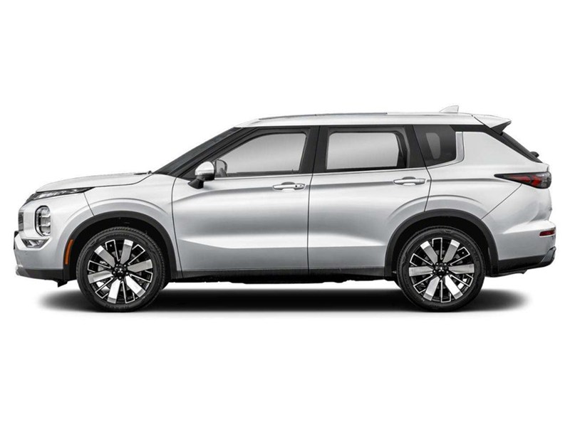 Sterling Silver 2026 Mitsubishi Outlander SE S-AWC
