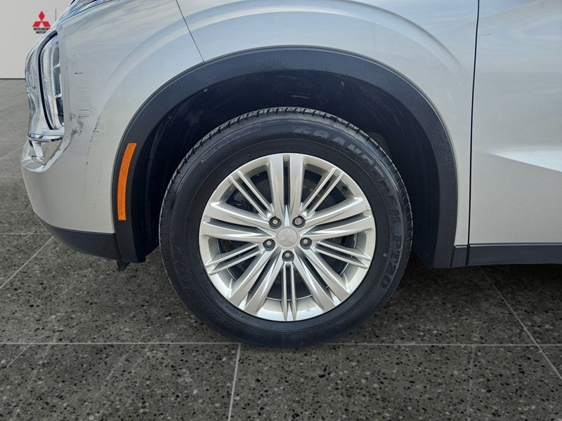 2023 Mitsubishi Outlander SE S-AWC