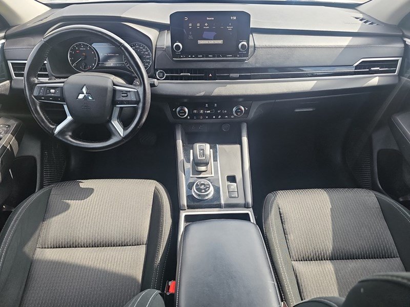 2023 Mitsubishi Outlander SE S-AWC