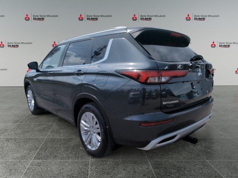 2025 Mitsubishi Outlander Plug-In Hybrid LE S-AWC