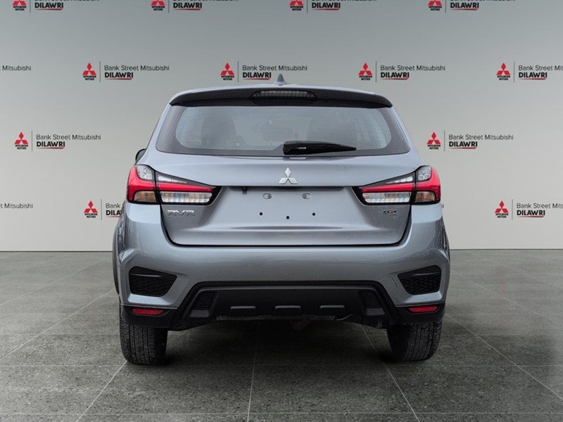 2022 Mitsubishi RVR ES AWC