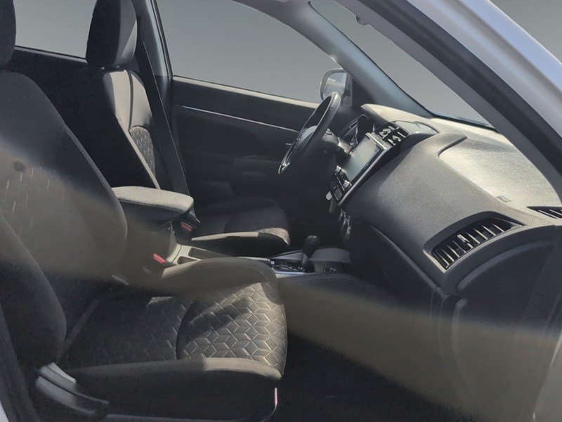 2020 Mitsubishi RVR SE AWC