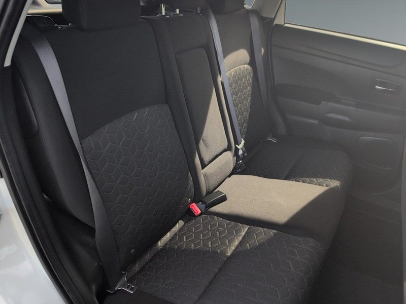 2020 Mitsubishi RVR SE AWC