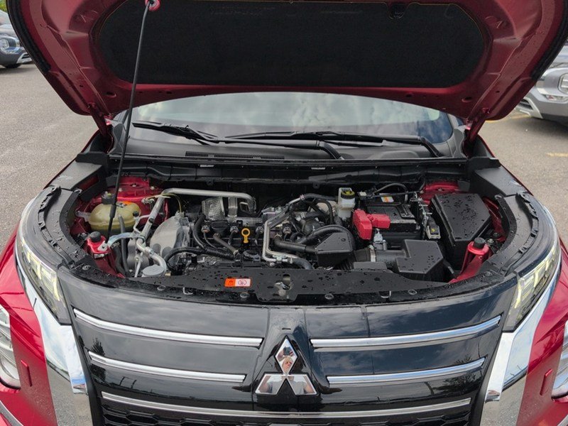 2025 Mitsubishi Outlander ES S-AWC