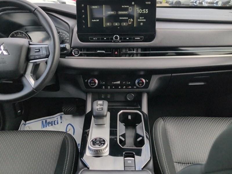 2025 Mitsubishi Outlander ES S-AWC