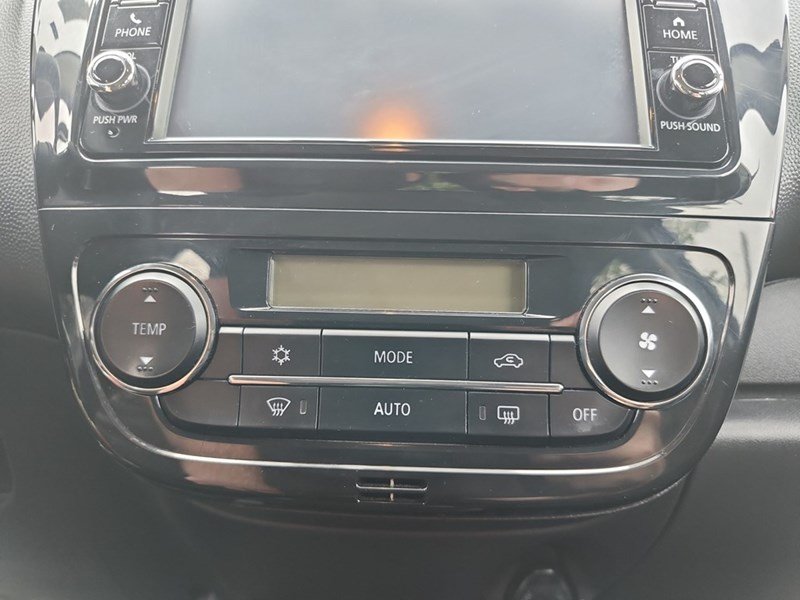 2023 Mitsubishi Mirage ES Manual