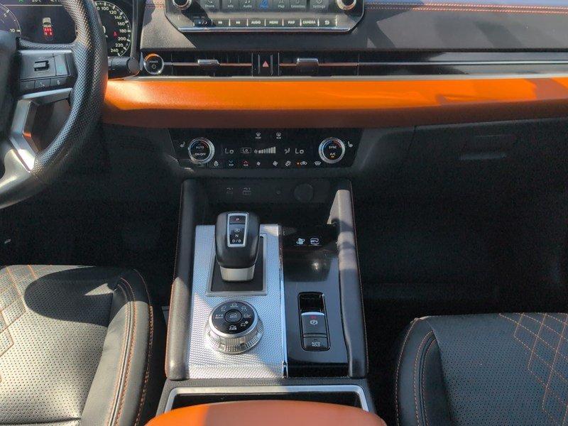 WHITE DIAMOND 2023 Mitsubishi Outlander Plug-In Hybrid GT S-AWC