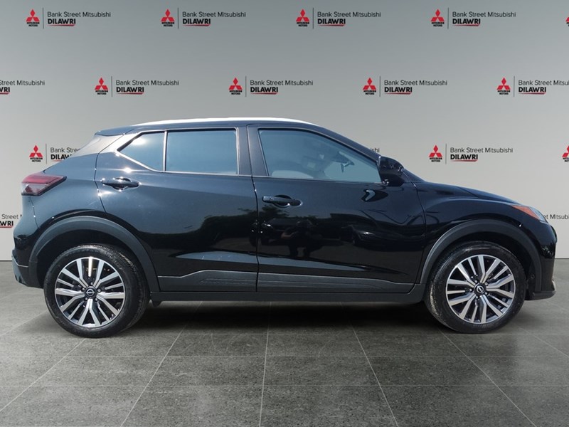 2023 Nissan Kicks SV FWD