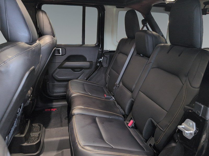 BLACK 2025 Jeep Wrangler Sahara 4 Door 4x4/LOADED with one touch SKYTOP!