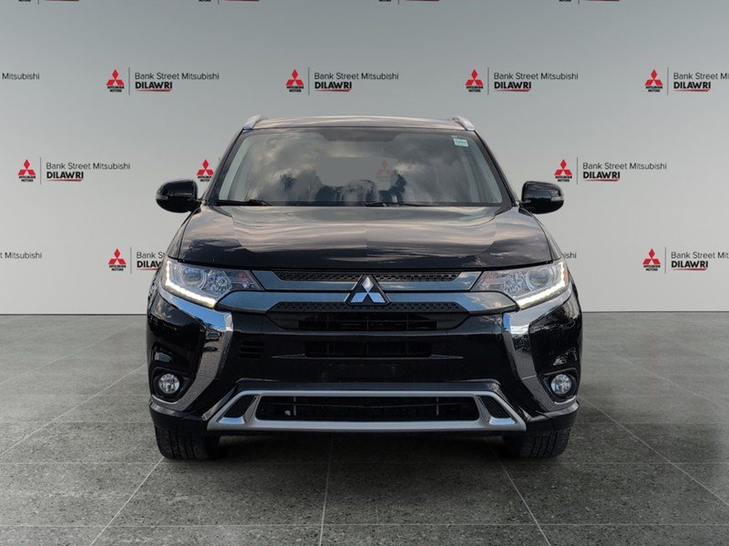 2022 Mitsubishi Outlander Plug-In Hybrid SE S-AWC