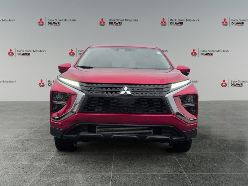 RED DIAMOND 2024 Mitsubishi Eclipse Cross ES S-AWC