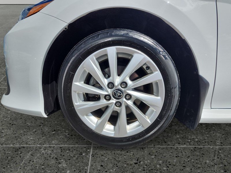 2023 Toyota Camry Hybrid Hybrid LE Auto