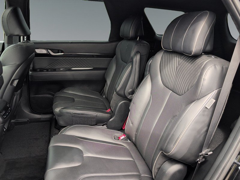 ABYSS BLACK 2023 Hyundai Palisade Ultimate Calligraphy 7-Passenger AWD
