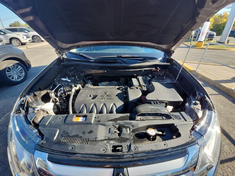2018 Mitsubishi Outlander ES AWC