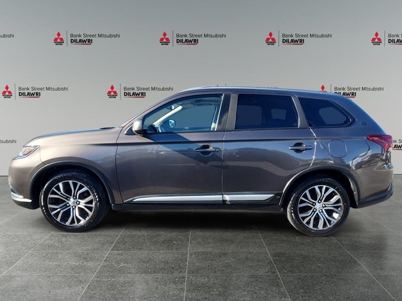 2018 Mitsubishi Outlander ES AWC
