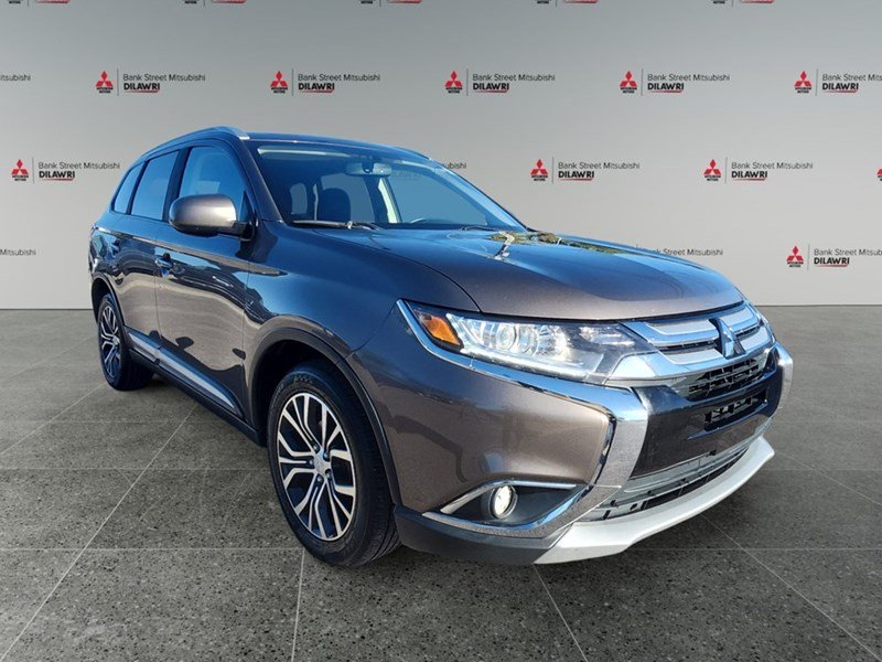 2018 Mitsubishi Outlander ES AWC