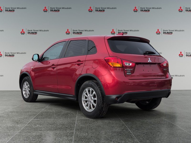 2017 Mitsubishi RVR AWD 4dr 2.0L CVT SE
