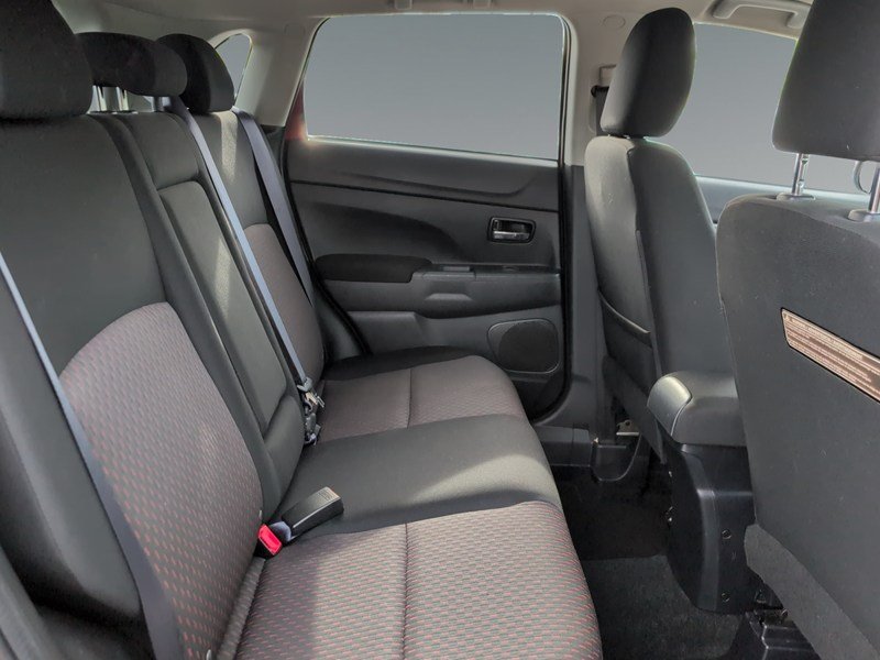 2017 Mitsubishi RVR AWD 4dr 2.0L CVT SE
