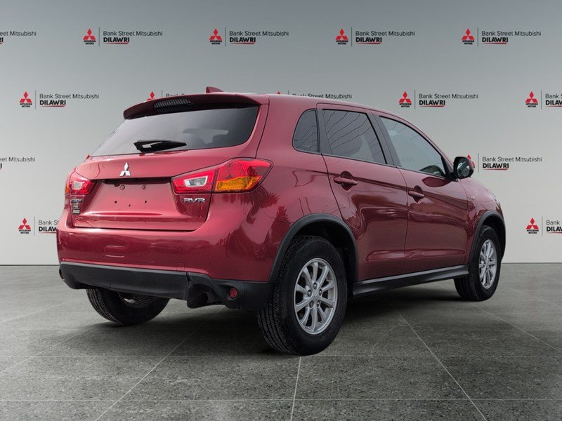 2017 Mitsubishi RVR AWD 4dr 2.0L CVT SE
