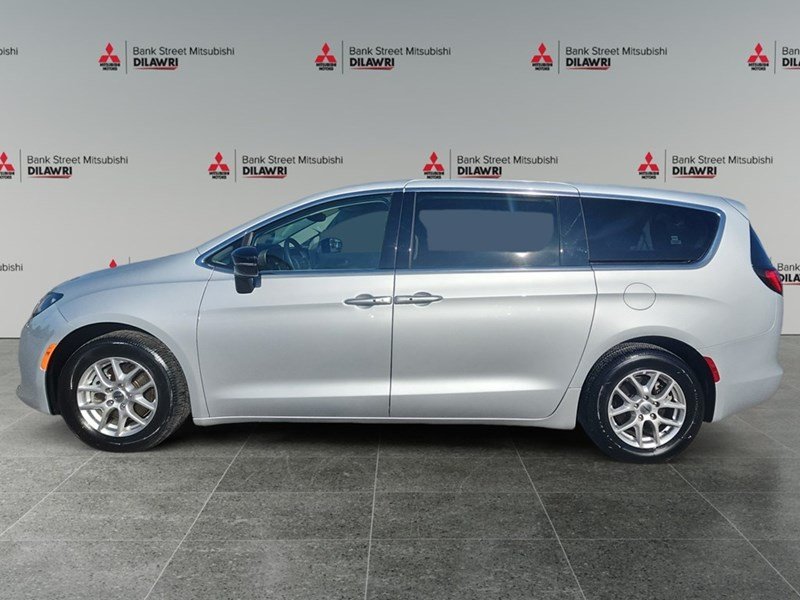 2024 Chrysler Grand Caravan SXT 2WD