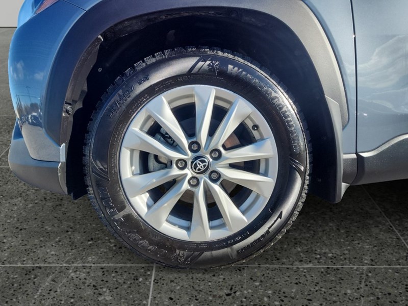 2022 Toyota Corolla Cross LE AWD