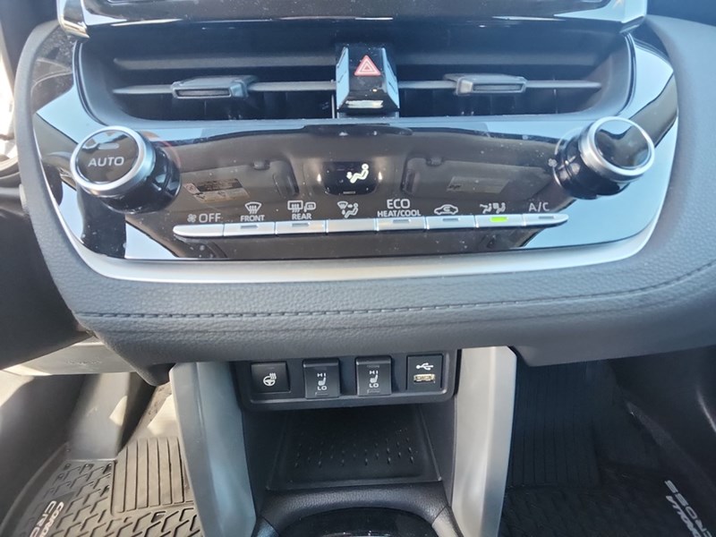 2022 Toyota Corolla Cross LE AWD