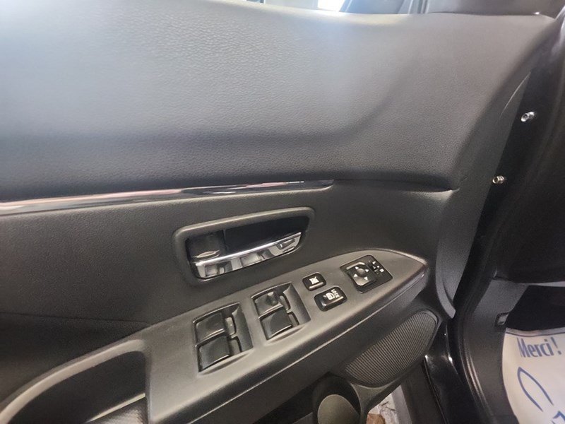 2024 Mitsubishi RVR SE AWC