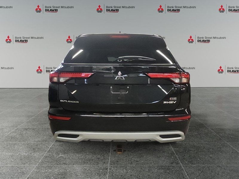 2024 Mitsubishi Outlander Plug-In Hybrid LE S-AWC