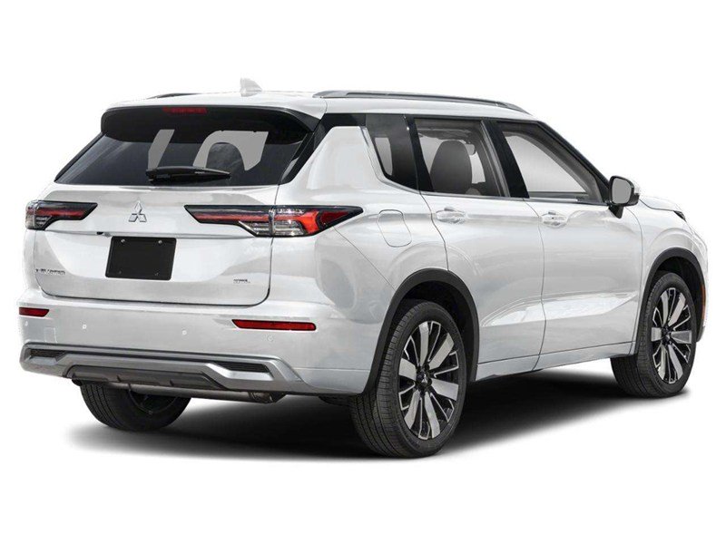 White Diamond 2026 Mitsubishi Outlander SEL S-AWC