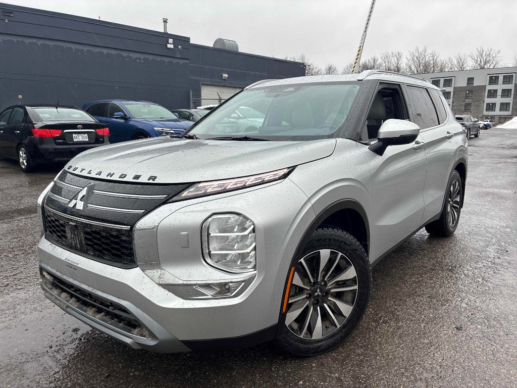 2025 Mitsubishi Outlander LE S-AWC