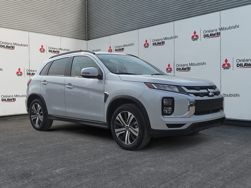 2025 Mitsubishi RVR SEL AWC