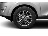 2015 Hyundai Tucson FWD 4dr Auto GL Exterior Shot 5