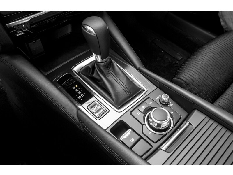 2016 Mazda Mazda6 4dr Sdn 2.5L Auto GS exterior
