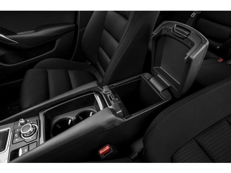 2016 Mazda Mazda6 4dr Sdn 2.5L Auto GS interior