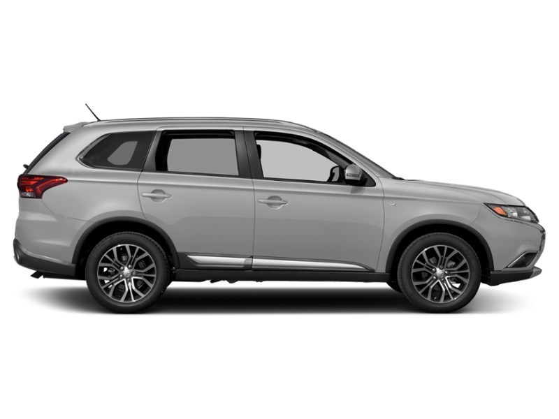 2017 Mitsubishi Outlander AWC 4dr ES Exterior Shot 11