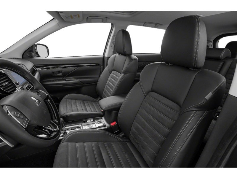 2019 Mitsubishi Outlander GT S-AWC Interior Shot 4