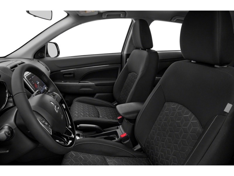 2025 Mitsubishi RVR ES FWD Interior Shot 4