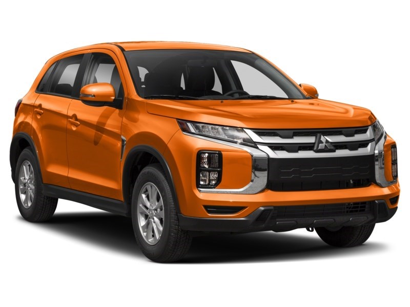 2023 Mitsubishi RVR SE AWC Exterior Shot 8