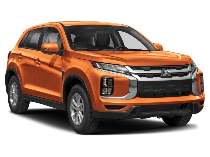 2024 Mitsubishi RVR SE AWC Exterior Shot 8