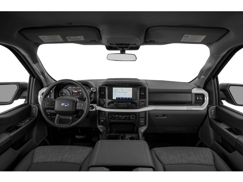 2023 Ford F-150 XLT 4WD SuperCrew 5.5' Box interior