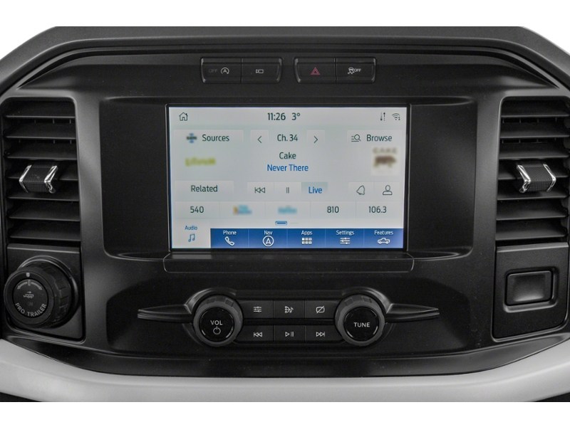 2023 Ford F-150 XLT 4WD SuperCrew 5.5' Box interior