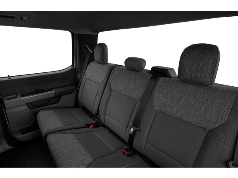 2023 Ford F-150 XLT 4WD SuperCrew 5.5' Box interior