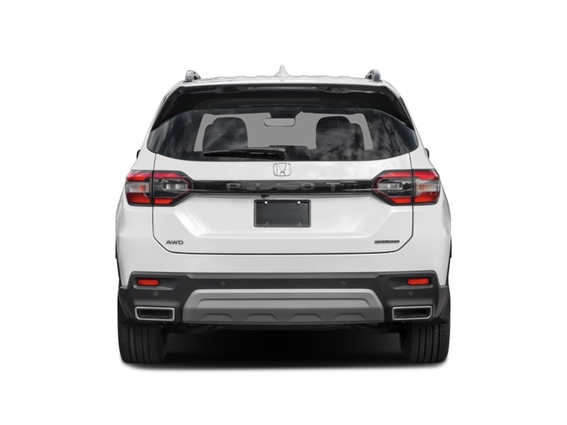 2023 Honda Pilot Touring AWD Exterior Shot 7