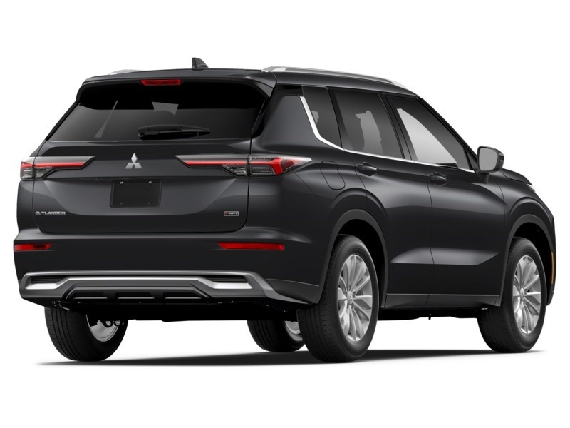 2025 Mitsubishi Outlander SE S-AWC Exterior Shot 2