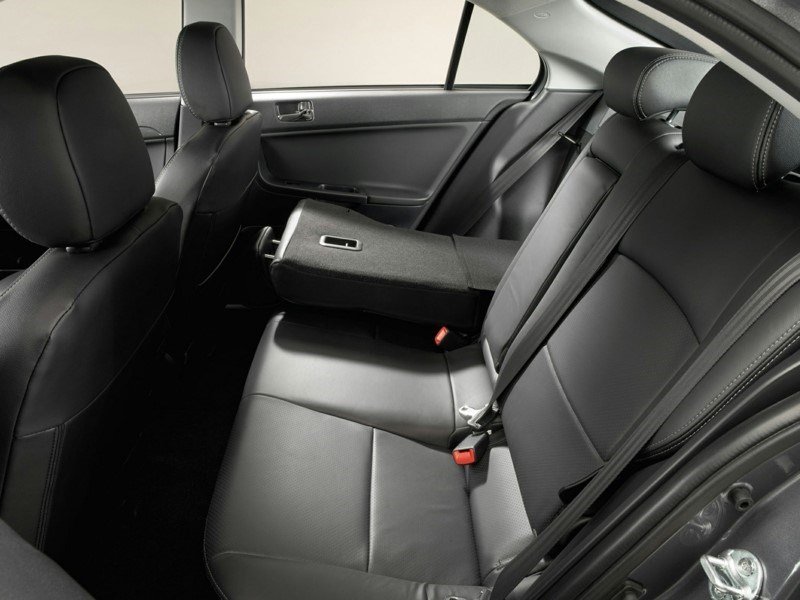 2009 Mitsubishi Lancer Sportback GTS OEM Shot 7