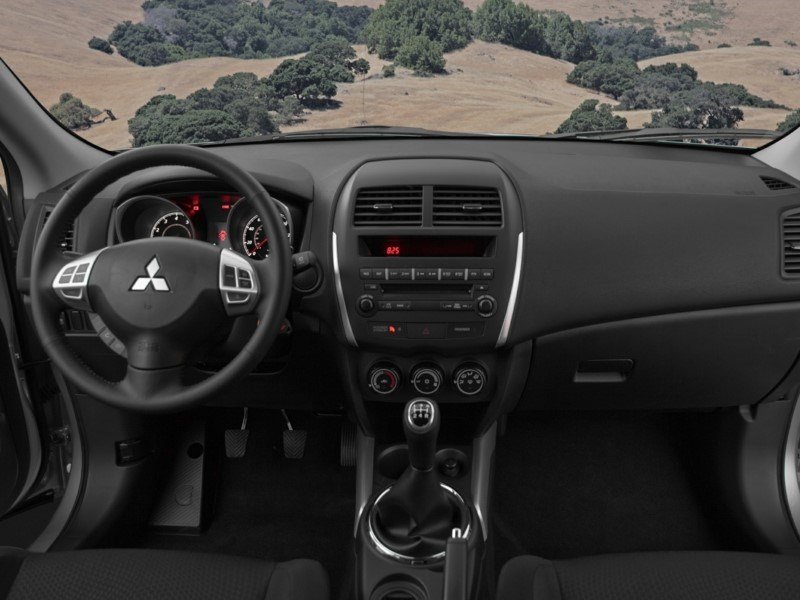 2012 Mitsubishi RVR SE OEM Shot 4