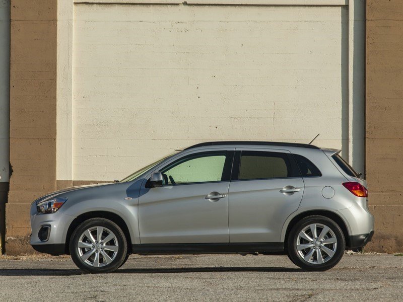 2013 Mitsubishi RVR SE OEM Shot 4