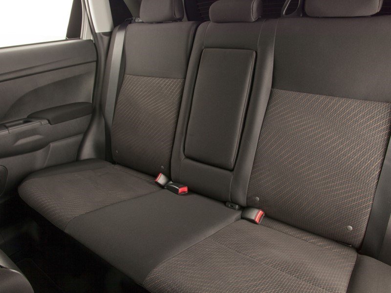 2013 Mitsubishi RVR SE OEM Shot 8