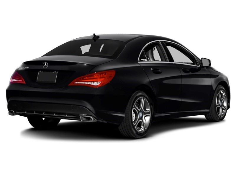 2015 Mercedes-Benz CLA-Class 4dr Sdn CLA 250 4MATIC Exterior Shot 2
